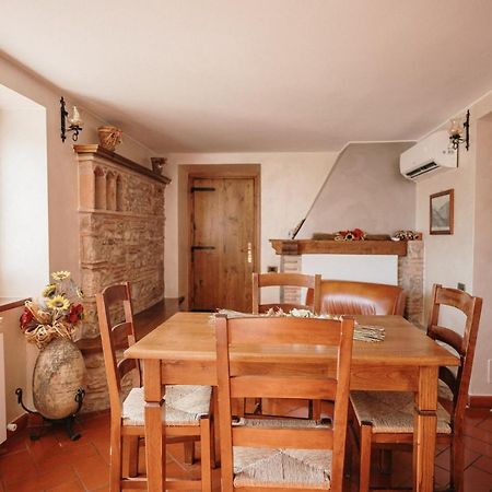 Lago Del Turano - La Taverna Con Cucina Open Space E Free Wi-Fi Ascrea Esterno foto