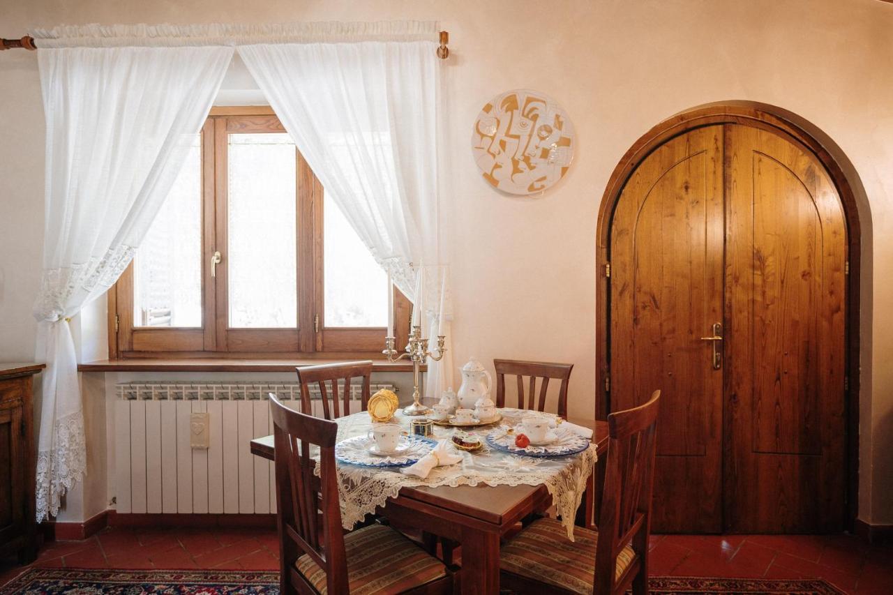 Lago Del Turano - La Taverna Con Cucina Open Space E Free Wi-Fi Ascrea Esterno foto