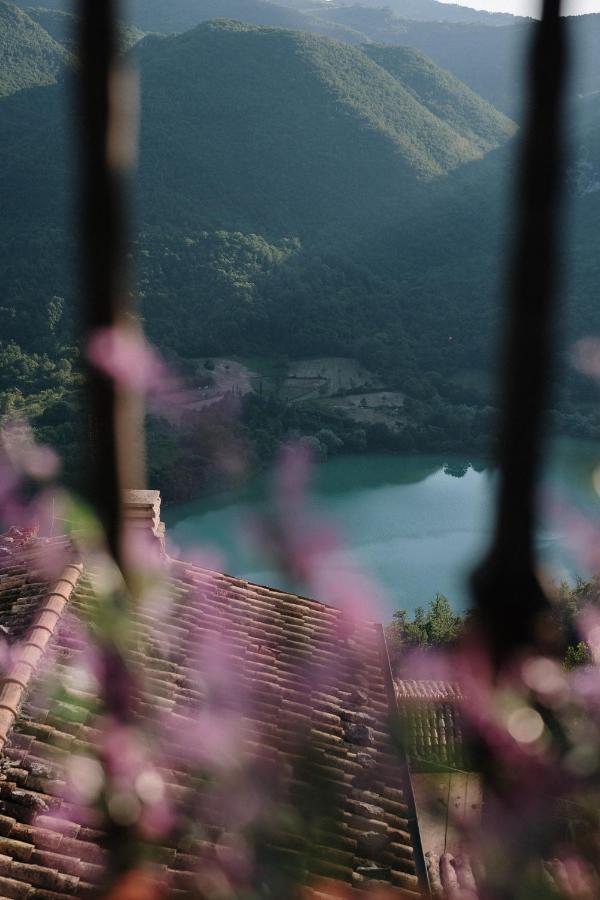 Lago Del Turano - La Taverna Con Cucina Open Space E Free Wi-Fi Ascrea Esterno foto